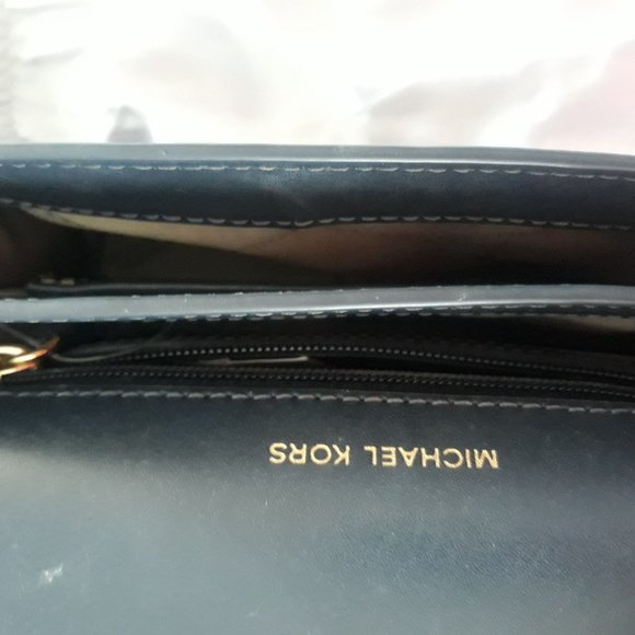 Michael Kors Purse - Picture 5 of 5